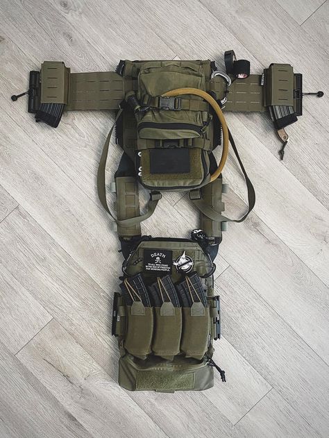 Tactical Plate Carrier Setup, Tactical Plate Carrier, Agilite K19 Plate Carrier, Plate Carriers Tactical Setup, Chest Rig Setup, Jpc Plate Carrier, Plate Carrier Setup, Cool Tactical Gear, Tactical Gear Storage