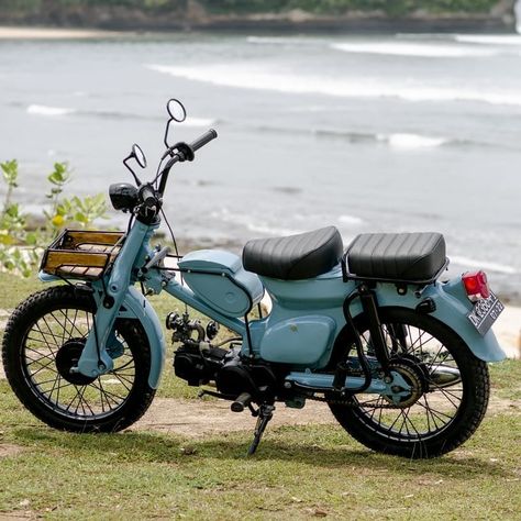 Surf Bike, Mini Motorbike, Moped Bike, Honda Motorbikes, Custom Bikes Cafe Racers, Vintage Honda Motorcycles, Honda C70, Honda Super Cub, Honda Cub