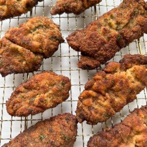 Beef Cutlets - Sammy Montgoms Breaded Beef Cutlets, Steak Cutlets Recipes, Cutlets Recipes Beef, Beef Cutlets Recipes, Beef Cutlets Recipes Easy, Beef Cutlet Recipes, Sammy Montgoms, Beef Cutlets, Beef Cubed Steak