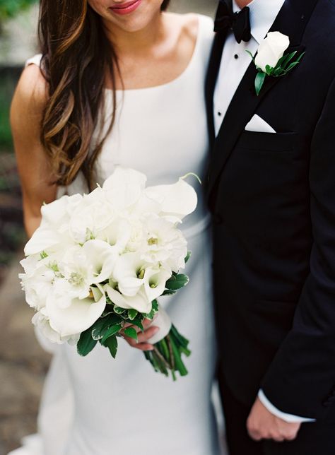 Vibrant White Scabiosa and Calla Lily Bouquet White Scabiosa, White Calla Lily Bouquet, White Peonies Bouquet, Lily Bridal Bouquet, Bridal Bouquet Peonies, Calla Lily Wedding, Calla Lily Bouquet, Sage Wedding, Lily Bouquet