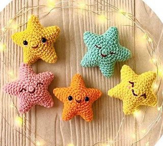 PATRONES AMIGURUMI GRATIS: PATRON GRATIS ESTRELLA AMIGURUMI 46788 ⭐ Crochet Star Patterns, Octopus Crochet Pattern, Crochet Doll Tutorial, Crochet Keychain Pattern, Pola Amigurumi, Crochet Shop, Crochet Animals Free Patterns, Crochet Stars, Kawaii Crochet