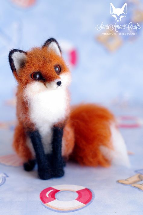 felt fox doll Needle Felted Fox, Felt Fox, Needle Felting Diy, Needle Felting Tutorials, Needle Felting Projects, Felting Tutorials, Creation Couture, Fox Art, Needle Arts