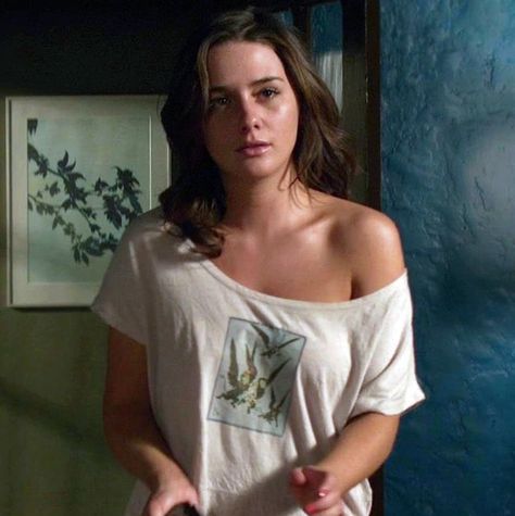 Addison Timlin Adulting Aesthetic, Addison Timlin, January Jones, Bollywood Hairstyles, Chris Martin, Causual Outfits, American Beauty, American Women, Face Claims