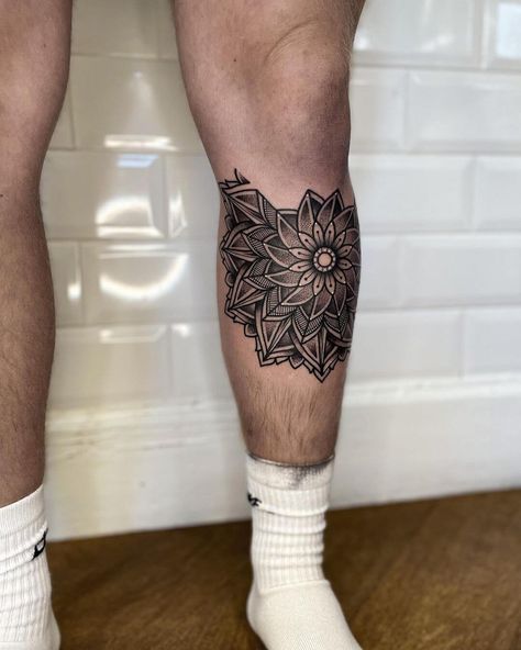 101 Best Sacred Geometry Tattoo Ideas You Have To See To Believe! 14 Outsons 108 Tattoo, Yantra Tattoo, Knee Tattoos, Animal Sleeve Tattoo, Shell Tattoos, Geometric Sleeve Tattoo, Bunny Tattoos, Sacred Geometry Tattoo, Geometric Nature