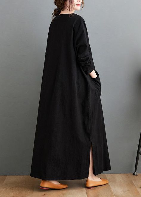 Black Long Dress, Velvet Dress Designs, Frock Fashion, White Maxi Skirts, Polka Dot Maxi Dresses, Dress Tutorials, Simple Pakistani Dresses, Frock Design, Long Black Dress