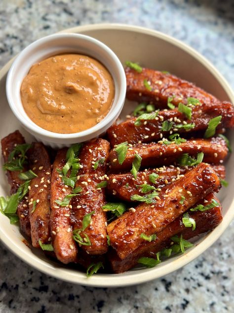 Gochujang Tofu Fries with Spicy Aioli - Brown Girl Vegan Tofu Spicy, Spicy Peanut Butter Tofu, Gojuchang Tofu, Spicy Korean Tofu, Crispy Gochujang Tofu, Vegan Bean Burger, Gluten Free Dairy Free Dinner, Tofu Sandwich, Roasted Eggplant Dip