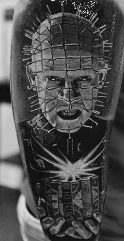 Hellraiser Tattoo Stencil, Pinhead Tattoo Design, Pin Head Tattoo, Cenobite Tattoo, Wraith Tattoo, Pinhead Tattoo, Hellraiser Tattoo, Satanic Tattoo, Horror Sleeve