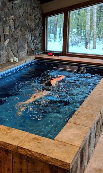 Indoor Swim Spa, Small Indoor Pool, Endless Pools, Indoor Swimming Pool Design, Indoor Pool Design, Endless Pool, Pool Shapes, Villa Design Architecture, Small Pool Design