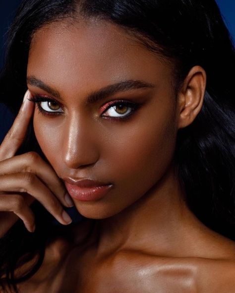 Black Character Inspiration, Sydney Harper, Sydney J Harper, Opal Eyes, Bold Makeup, Aesthetic People, Famous Models, African Beauty, Dark Beauty