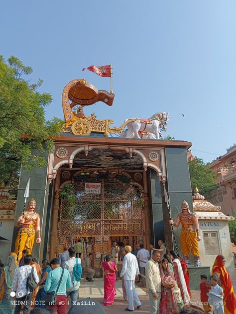 Mathura Mathura Snap, Gokul Mathura, Meaningful Poems, Mind Body Soul, Happy Love, Radha Krishna, New Delhi, Krishna, Temple