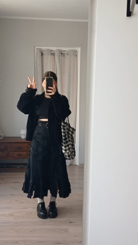 Black Outfit Layering, Maxi Skirt Jacket Outfit, Black Layered Skirt Outfit, Dark Oversized Outfit, Oversized Skirts Outfit, Long Skirt Loafers Outfit, Layering Maxi Dress Outfit, Black Oversized Jacket Outfit, Dress With Oversized Jacket