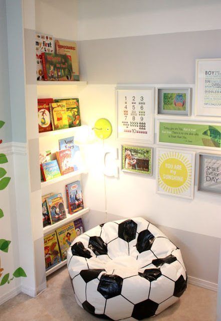 Tiny Closet Ideas, Kids Reading Area, Reading Corner Kids, Reading Areas, Linen Closet Storage, Closet Small Bedroom, Reading Nook Kids, Corner Closet, Tiny Closet