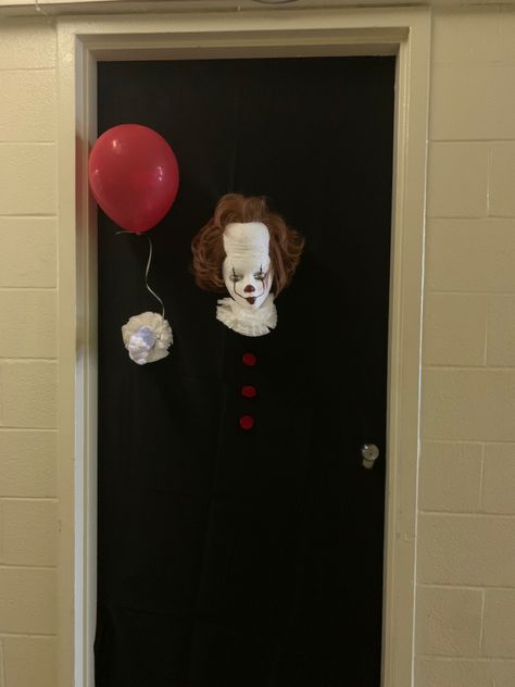 Halloween Door Decorations Classroom Contest Scary, Pennywise Decorations Halloween, Penny Wise Photos For A Door, Halloween Door Decorations Scary, Pennywise Door Decoration, Halloween Door Decorations It Clown, Scary Door Decorations Halloween, Horror Door Decorations, Scary Halloween Door Decorations