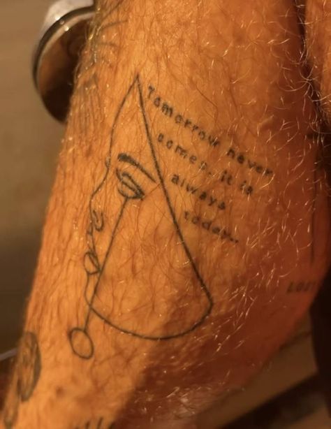 First Kiss Tattoo, Jay Alvarrez Tattoo, Line Art Anatomy, Women Face Tattoo, Small Thigh Tattoos, Tomorrow Never Comes, Kiss Tattoo, Upper Leg Tattoos, Jay Alvarrez