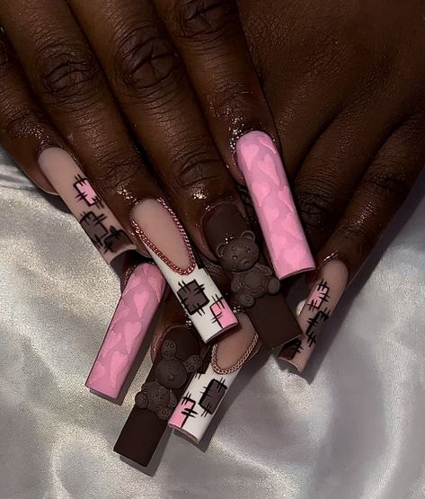 Ready for the Fall & Halloween MATTE sets pleaseeee😍😍🔥👻🤎 Pink Fall Nails Designs, Fall Themed Nails Acrylic, Long Brown Nails, Baddie Fall Nails, Themed Nails Acrylic, Fall Themed Nails, Pink Fall Nails, Fall Nails Designs, Themed Nails