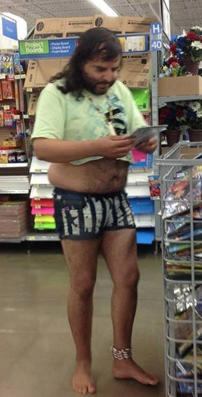 Midriff Tops for Men at Walmart - Funny Pictures at Walmart http://ibeebz.com Funny Walmart People, Funny Walmart, Funny People Falling, Real Life People, Funny Disney Pictures, Funny People Quotes, Funny School Pictures, Walmart Funny, Midriff Top