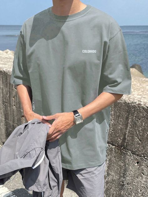 Oversized Tshirt Outfit Men, Oversized Tee Outfit, Oversize Tshirt Outfits, Fashion Outfits Men, Spring Outfits Men, Guy Stuff, Drop Shoulder Tee, Cool Outfits For Men, Origami Art