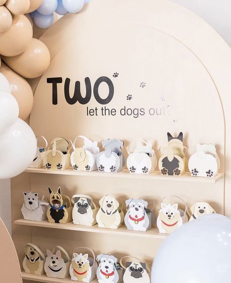 Disney Dog Birthday Party, Pets Theme Birthday Party, Puppies 1st Birthday, Dogs Theme Birthday Party, Dog Birthday Theme Kids, Second Birthday Dog Theme, Two Let The Dogs Out Party, Dog Baby Shower Theme, Puppy Birthday Party Theme