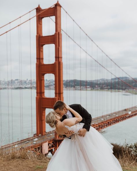 Battery Spencer San Francisco, Sf Wedding Photos, Sf Elopement, Golden Gate Bridge Wedding Photos, San Francisco Wedding, Wedding Bridge, Sf City Hall Elopement, Beach Wedding Pics, San Francisco Beach