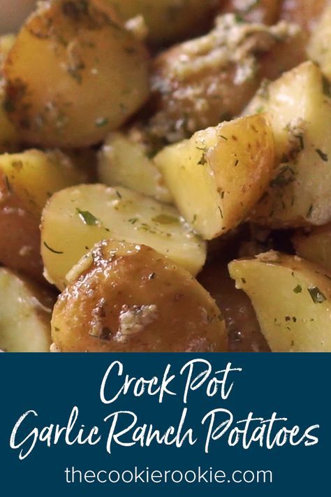 Roasted Potatoes Crockpot, Potato Crockpot, Crockpot Party, Crockpot Sides, Crockpot Casseroles, Potatoes Crockpot, Crockpot Potatoes, Potato Recipes Crockpot, Party Potatoes