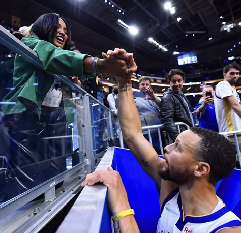 Nba Boyfriend Aesthetic, Boxer Wife Aesthetic, Basketball Wag Aesthetic, Nba Wag Aesthetic, Nba Girlfriend Aesthetic, Basketball Gf Aesthetic, Basketball Girlfriend Aesthetic, Steph Curry And Ayesha, Basketball Proposal