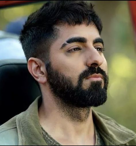 Young Men Haircuts, Short Hair With Beard, Mens Hairstyles With Beard, Ayushmann Khurrana, Mens Hairstyles Thick Hair, Men Haircut Styles, Cool Hairstyles For Men, Mens Haircuts Fade, Corte De Cabelo Masculino