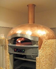 Copper Pizza Oven Copper Pizza Oven, Weird Pizza, Italian Pizza Oven, Pizza Oven Fireplace, Patio Cafe, Oven Fireplace, Brick Ovens, Authentic Italian Pizza, Iran Food