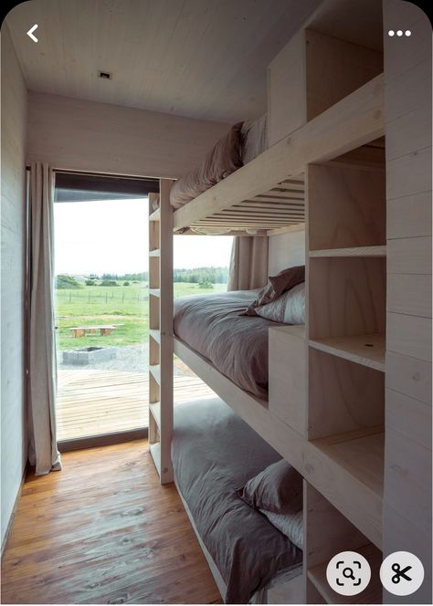 Bunk Bed Rooms, Bunk Beds Built In, Bunk Rooms, Bunk Bed Designs, Guest Cabin, Casa Container, Built In Furniture, Bunk Room, Bunk House