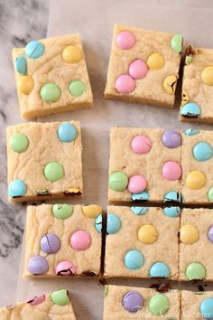 Easter Cookie Bars, Sugar Cookie Bar Recipe, Easter Snacks, Easter Sweets, Easter Desserts Recipes, Sugar Cookie Bars, Slow Cooker Desserts, Easter Baking, Easter Goodies