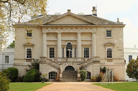 Old English Manor, Classical Facade, Neo Classical Architecture, White Lodge, Georgian Mansion, Huge Houses, English Architecture, House Of The Rising Sun, Classic Villa