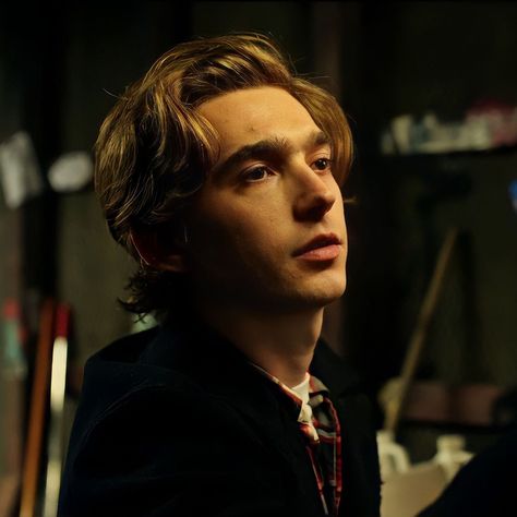 Dash Lily, Austin Abrams, Magnum Opus, James Mcavoy, Life Is Strange, White Boys, American Actors, Celebrities Male, Face Claims