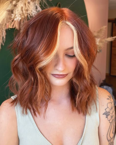 Front Blonde Highlights Face Framing Red Hair, Red Hair With Blonde Color Block, Red Blonde Money Piece, Copper Lob With Bangs, Copper Bob Hair With Fringe, Bright Copper Hair With Money Piece, Copper Hair With Blonde Halo, Copper Hair Shoulder Length, Red Hair With Shadow Root