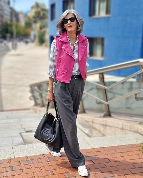 Carmen Gimeno, Outfit Inspiration Women, Street Style Fall Outfits, Outfit Zara, Mode Zara, Smart Casual Wear, Over 60 Fashion, Capsule Outfits, Elegante Casual