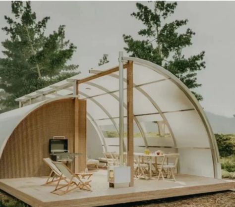 Outdoor House Design, Glamping House, Camping House, Eco Pods, Camp Design, Glamping Ideas, Glamping Cabin, Camp House, Aesthetic Interior Design