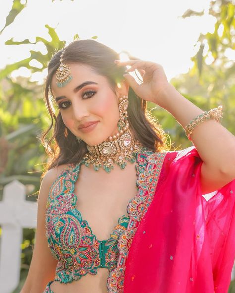 Shradha Luthra 🧿 | Bridal Make Up Artist (@shradhaluthra) • Instagram photos and videos Blue Lehenga With Pink Dupatta, Light Pink Lehenga, Light Blue Lehenga, Light Pink Outfit, Lehenga And Blouse, Pink Dupatta, Mehendi Outfits, Bridal Make Up, Wedding Diary