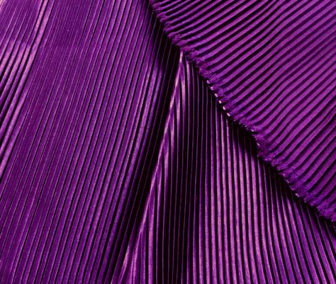 2 meters 150cm 59.05" width dark purple fine stripe crumple accordion pleated faux silk satin fabric dress skirt material MM21 free ship by ivyverynice on Etsy https://www.etsy.com/au/listing/274576894/2-meters-150cm-5905-width-dark-purple Plisse Fabric, Silk Satin Fabric, Pleated Fabric, Diy Dress, Knitting Inspiration, Clothes Collection, Dark Purple, Lace Fabric, Dress Fabric