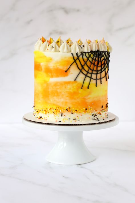 Halloween Vanilla Bean Funfetti Cake | Joy + Oliver Hocus Pocus Punch, Famous Cakes, Halloween Snack Board, Halloween Snack Mix, Cake Centerpieces, Vanilla Bean Cakes, Halloween Snack, Cake Piping, How To Make Icing