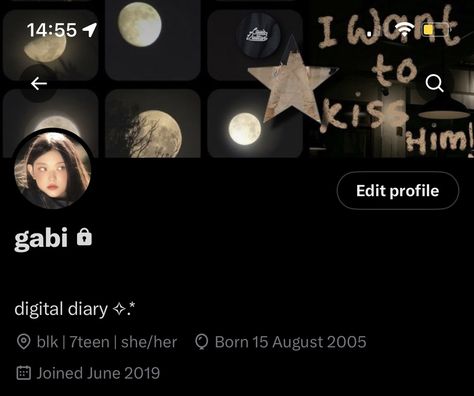 #twitter #layout #twitterheaders #twitterlayout #twt #haerin #newjeans #moon #aesthetic Newjeans Layout Twitter, Twitter Layouts Ideas, Twt Layout Aesthetic, Tumblr Layout Ideas, Layout Twitter Ideas, Tumblr Profile Layout, Twitter Layout Ideas, Twitter Theme, Twt Layout