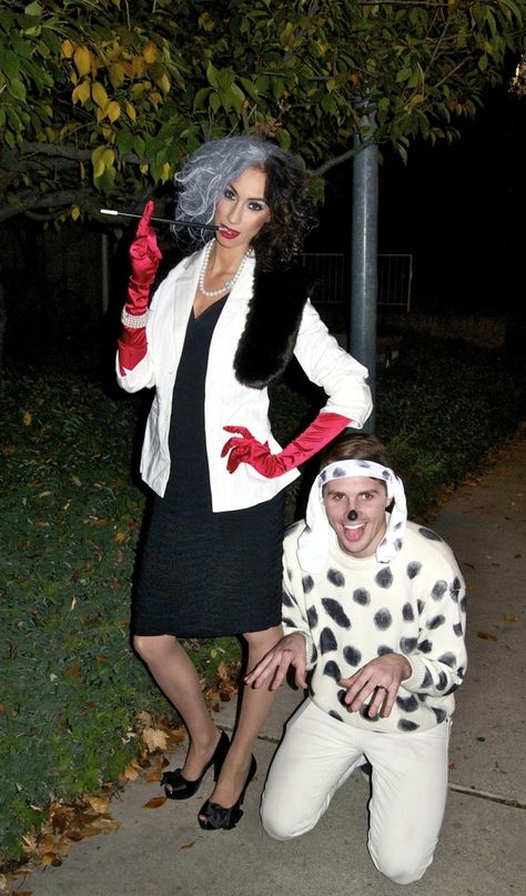 Cruela Devil, Diy Halloween Couples, Karneval Outfit, Halloween Apps, Original Halloween Costumes, Dalmatian Costume, Couples Halloween Costumes, Scary Night, Plaid Shirt Outfits