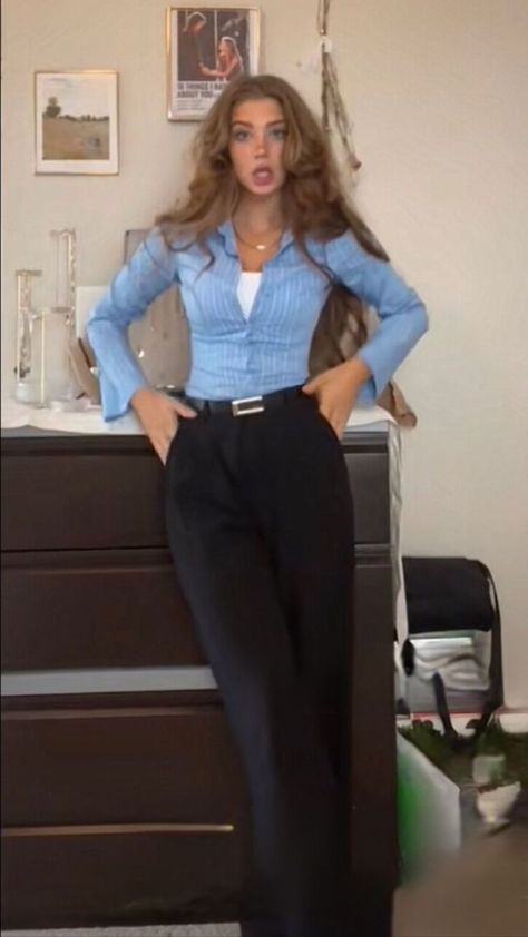 Outfits With Office Pants, Office Wear Wardrobe, Business Casual Inspo Summer, Cute Business Clothes, Cool Business Outfits Women, Tea Party Skirt Outfit, Casual Outfits Work Women, Cute Office Fits, Outfit Ideas For The Office