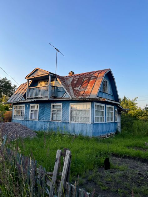 Countryside, russia, village Russian Countryside Aesthetic, Russia Countryside, Country Side Aesthetic, Russian Countryside, Russia Landscape, Russian House, Headless Man, Countryside Photos, Russian Village