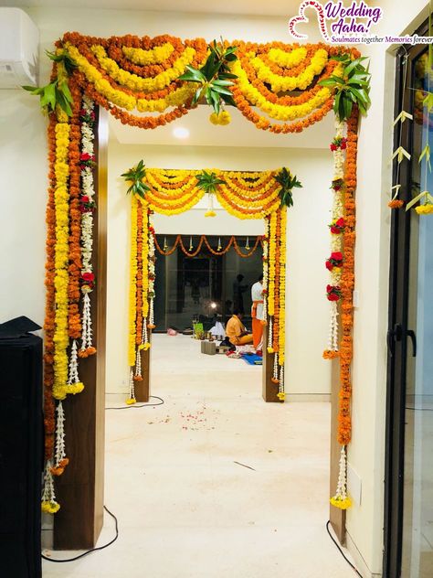 Greh Pravesh Decoration Ideas, Ramayan Path Decoration At Home, Door Decorations Flowers Entrance, House Inauguration Decoration, House Warming Rangoli, Entrance Door Flower Decoration Indian, Main Door Flower Decoration Indian, Gruhapravesam Decoration Ideas Usa, Gruhapravesam Decoration Ideas