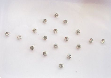 8 Pack-160 Silver Swarovski Crystal Dots Fake nose stud Small size Bindi.. Fake Nose Stud, Fake Eyebrows, Bellybutton Piercings, Labret Jewelry, Nose Studs, Tooth Gem, Fake Nose, Face Jewels, Eyebrow Piercing