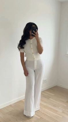 White Outfit Women, Elegant White Outfit, White Outfits For Women, My Culture, Cute Professional Outfits, Modest Casual Outfits, Elegant Outfit Classy, Cute Modest Outfits, Cultural Appropriation