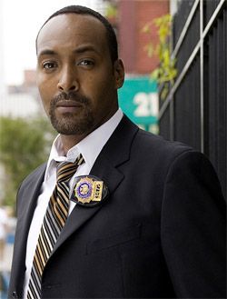 Jesse L. Martin......oh yes! Grant Gustin Glee, Jesse L Martin, Anthony Anderson, Character Inspiration Male, Black Actors, Grant Gustin, Law And Order Svu, The Arrow, Law And Order