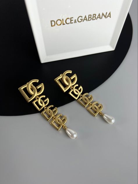 Dolce And Gabbana Jewelry, Dolce Gabbana Aesthetic, Dolce And Gabbana Aesthetic, Face Modification, Dolce And Gabbana Earrings, Pearl Pendant Earrings, Dg Logo, Jewelry Lookbook, Luxury Life