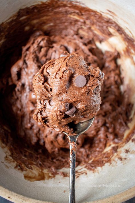 Edible Brownie Batter Cookie Dough {LOW CALORIE} Cookie Dough No Flour, Edible Cookie Dough No Flour, Low Calorie Cookie Dough, Nut Desserts, Protein Brownie Batter, Protein Powder Brownies, Edible Brownie Batter, Low Calorie Cookies, Protein Brownie