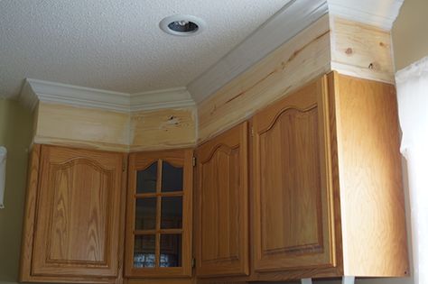 Cabinet Moulding, Kitchen Cabinets To Ceiling, Kitchen Cabinets Upgrade, Kitchen Soffit, Cabinets To Ceiling, Cabinet Cabinet, Cabinet Trim, Trim Ideas, Above Cabinets