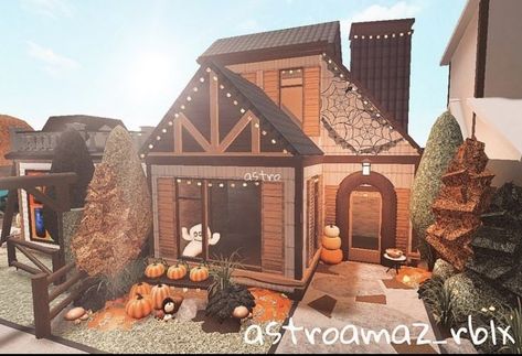 Comment what build u want me to do!! 👇 Fall Exterior Bloxburg, Fall Bloxburg Houses Exterior Layout, Small Bloxburg Fall House, Bloxburg House Layouts 1 Story Small Fall, Small Fall House Bloxburg, Bloxburg Fall Cottage, Fall Home Bloxburg, Autumn Bloxburg House Exterior, Halloween Houses Bloxburg