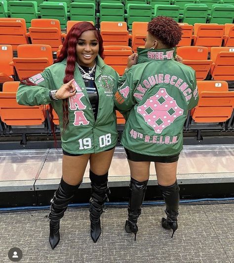 Alpha Kappa Alpha Pajamas, Alpha Kappa Alpha Jackets, Aka Apparel, Alpha Kappa Alpha Sorority Paraphernalia, Aka Sorority Gifts, Sorority Fashion, Aka Sorority, Alpha Kappa Alpha Sorority, Winter Fashion Outfits Casual